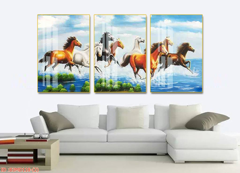 y-nghia-phong-thuy-cua-tranh-trang-guong-ngua-ma-dao