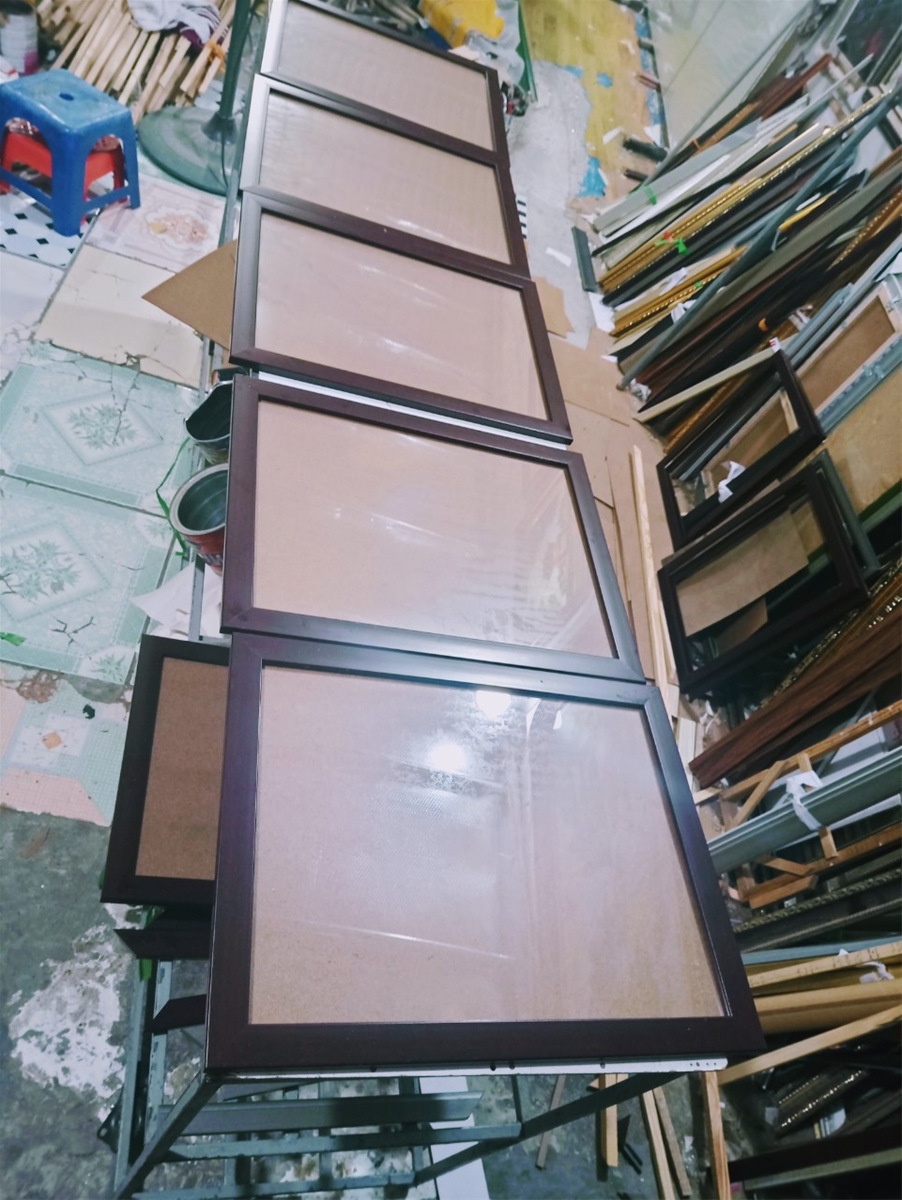 mau-khung-bang-khen-mau-nau-ban-2cm