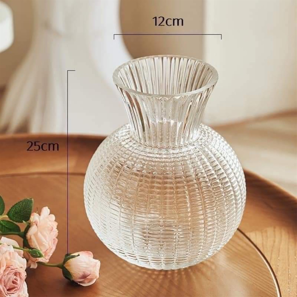 binh-cam-hoa-gio-cua-van-khia