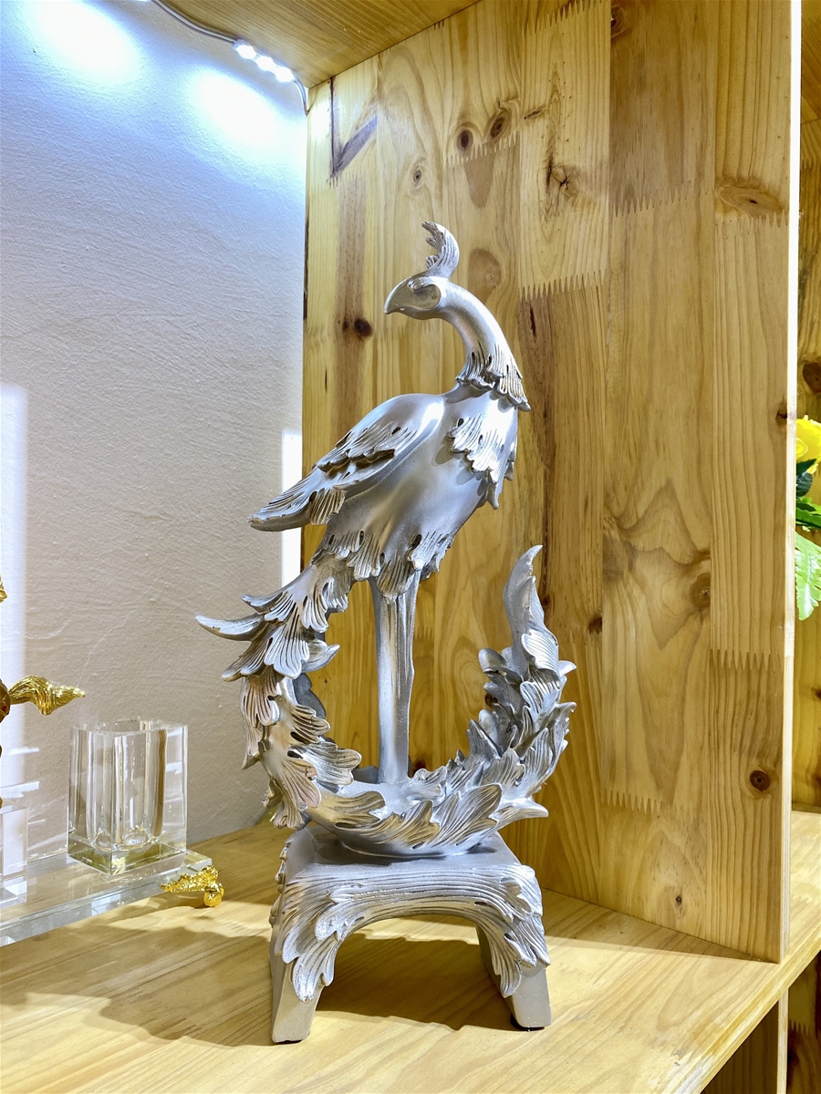 mau-tuong-chim-phuong-hoang-mau-bac-trang-tri-noi-that-phong-thuy