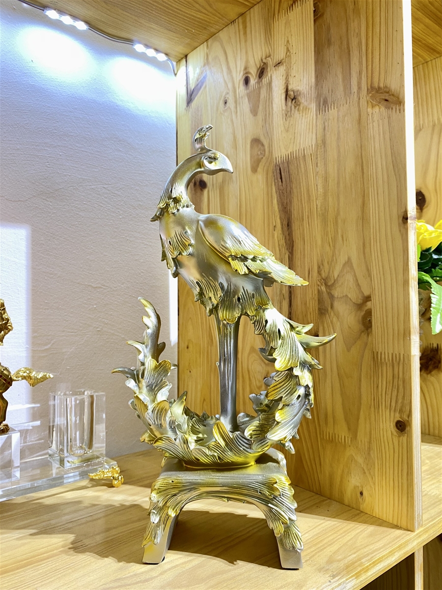 mau-tuong-chim-phuong-hoang-mau-vang-trang-tri-noi-that-phong-thuy